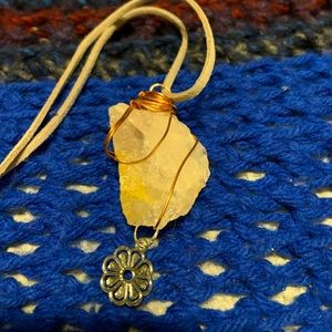 New handmade quartz crystal necklace